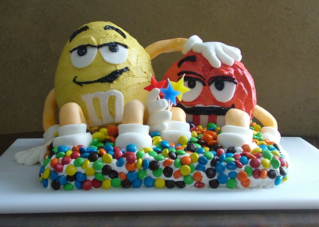 m&m cake