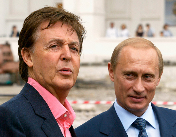 RUSSIAN PRESIDENT PUTIN AND BRITISH POP STAR SIR PAUL MCCARTNEY
