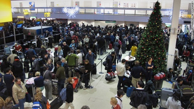heathrow-crowds