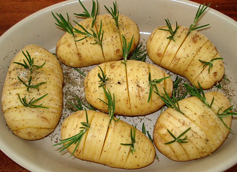 Pommes_suedoises_romarin_preparation_t.800