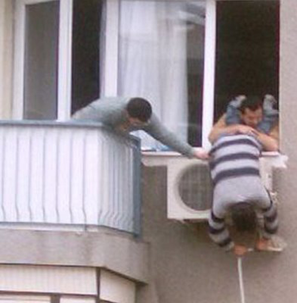 Unsafe-Gallery-Airconditioner-Featured