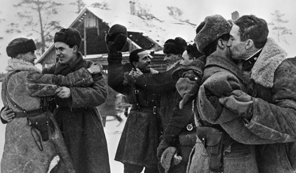 Встреча бойцов двух фронтов