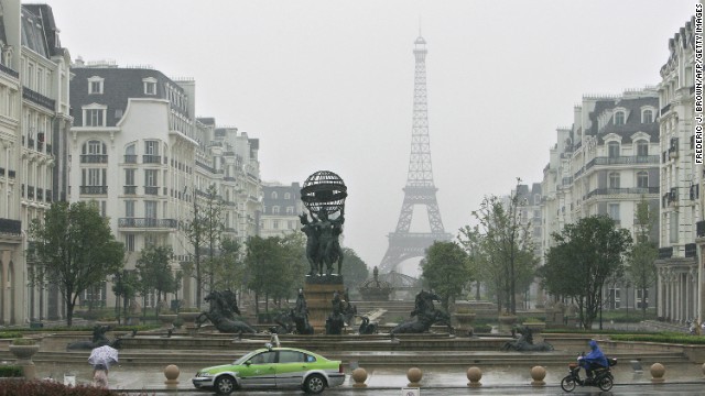 131114133237-travel-replicas-eiffel-tower-hangzhou-horizontal-gallery