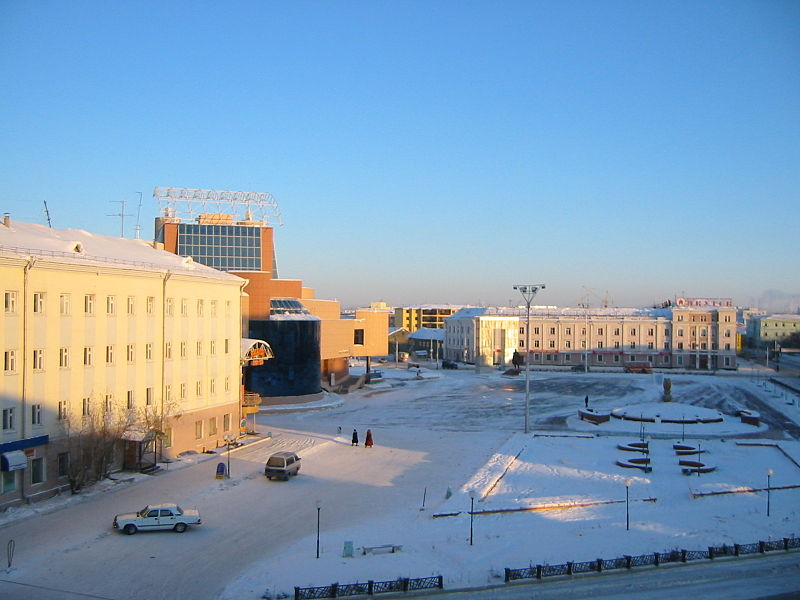 800px-Jakutsk_theater