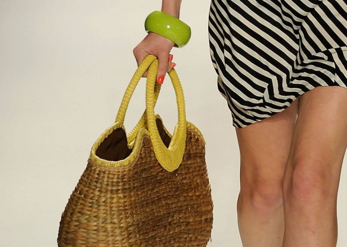 rosa-cha-spring-2010-straw-bag