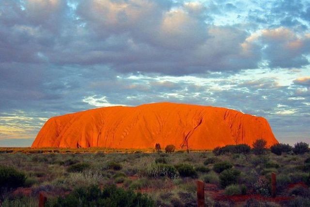 platoto uluru v avstraliya