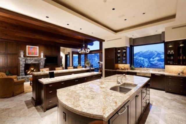 the-kitchen-has-giant-countertops