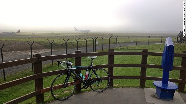 Manchester Airport (UK)