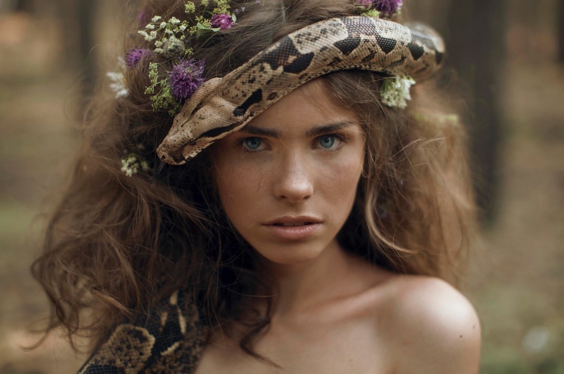 People With Wild Animals17