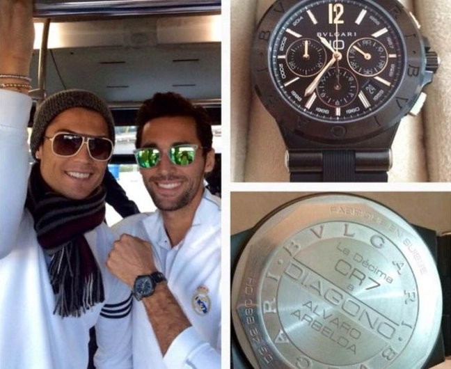 Ronaldo_Christmas presents