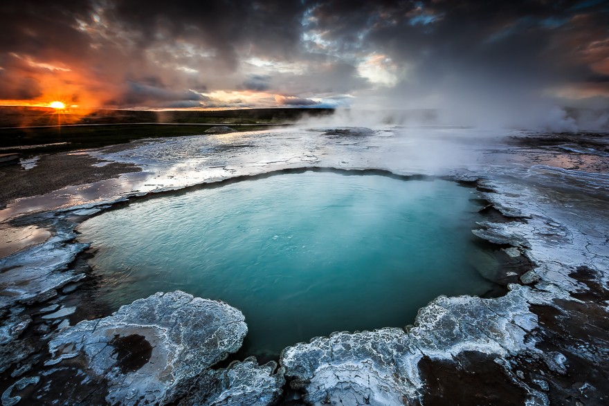 Highland-Geysers-in-Iceland-by-Alban-Henderyckx1__880