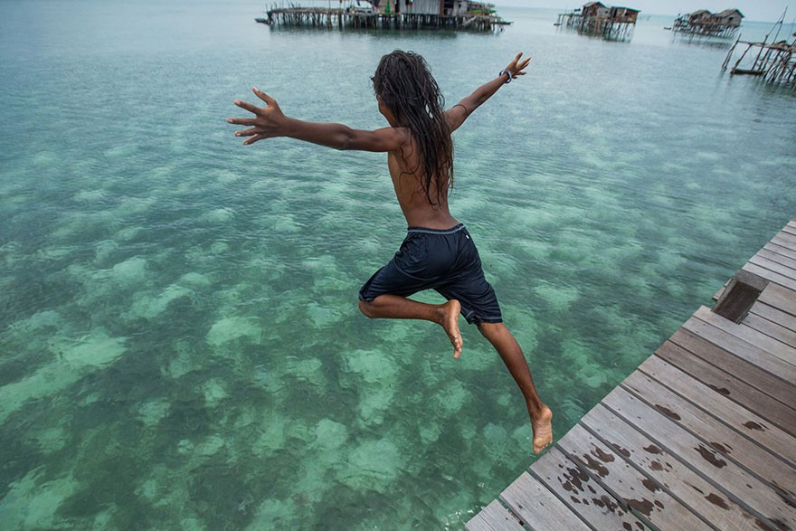 sea-tribe-gipsies-the-bajaus-rehan-borneo-13