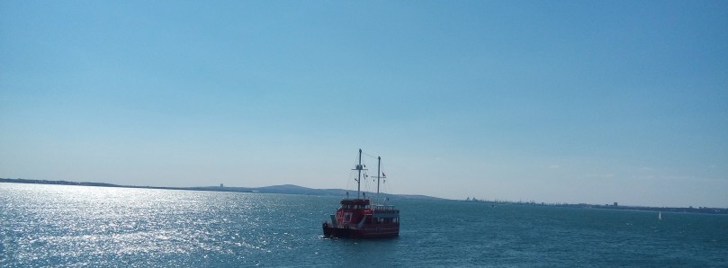 черно море, остров света анастасия, корабче