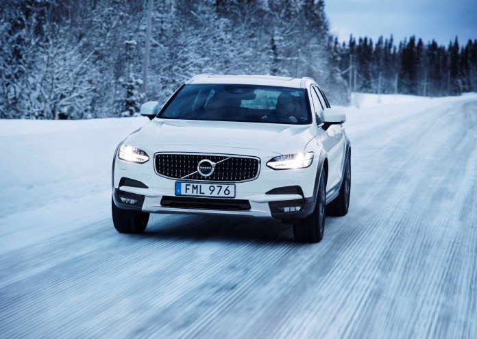 Volvo V90 Cross Country