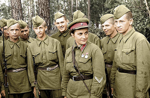  Lyudmila-Pavlichenko-1 