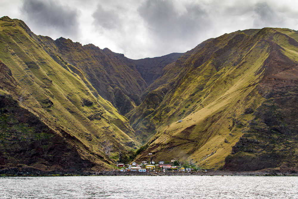 island-conservation-science-alejandro-selkirk-shoreline 