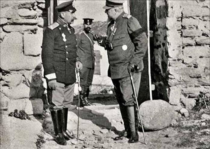Генерал Ковачев и цар Фердинанд, Кавала, ноември 1912 Previous Next