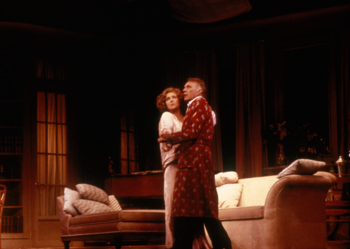  Richard Burton and Elizabeth Taylor in Private Lives 