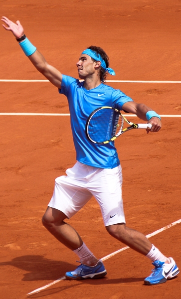  Rafael_Nadal_2011_Roland_Garros_2011-crop 