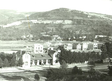  BASA-GB-453-4-23-4-Gabrovo_(cropped)_01 