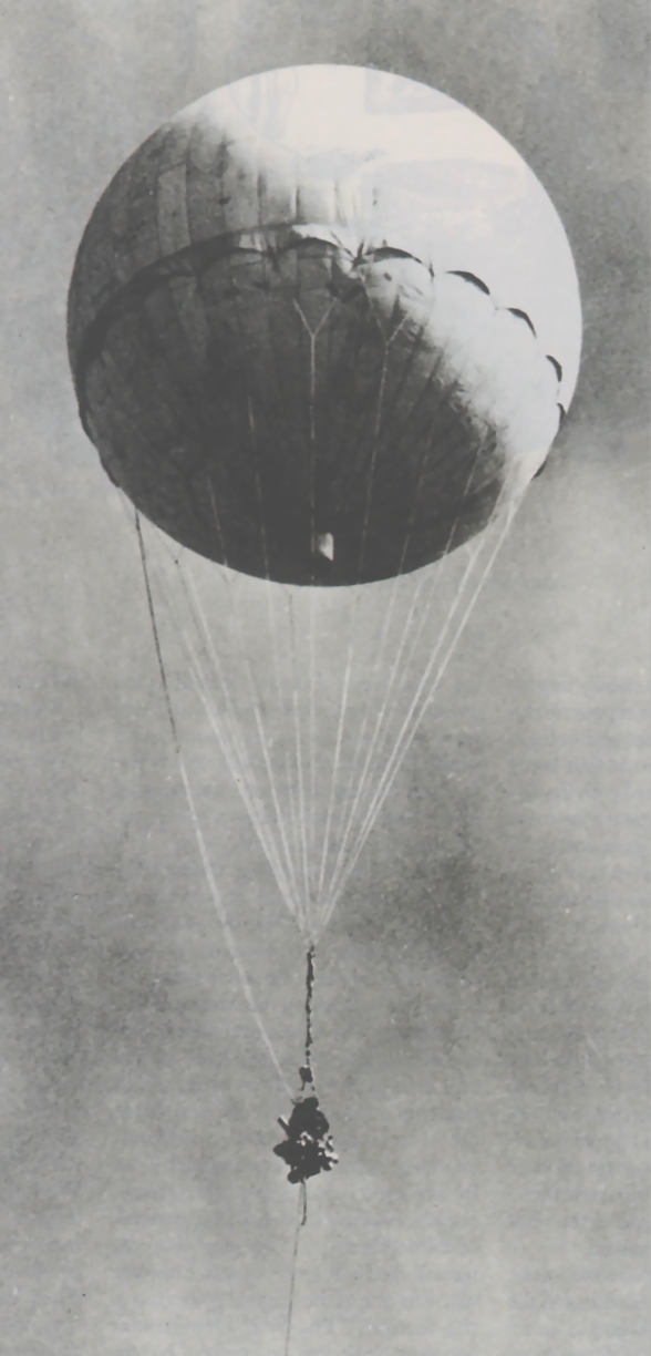  Japanese_fire_balloon_Moffett 