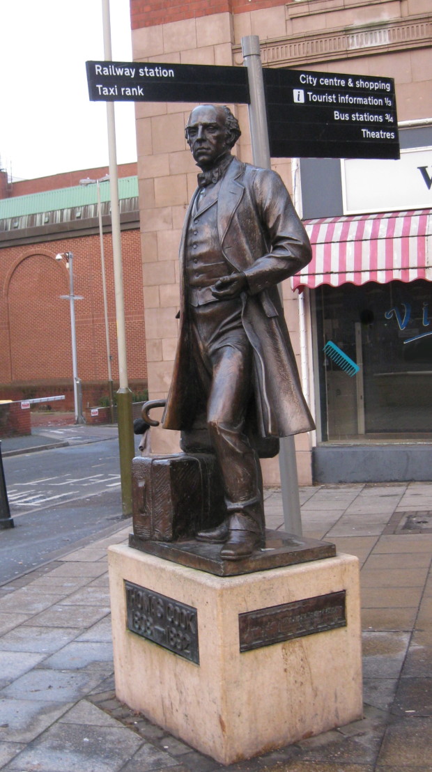 Thomas_Cook_Statue_Leicester_2013