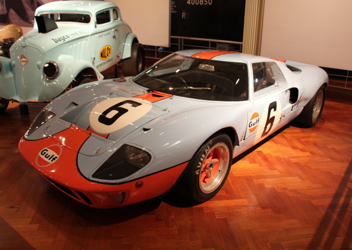  1968_Ford_GT40_Mk_I_(14288662849) 
