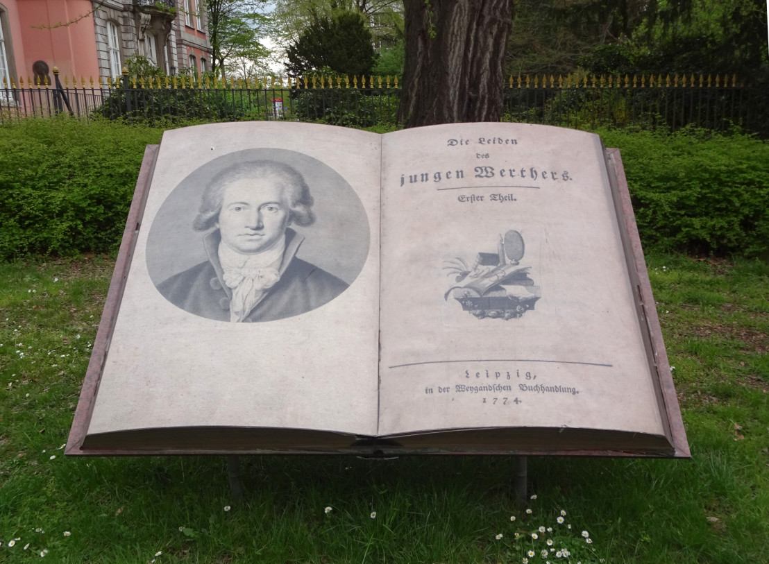  Faksimile__Die_Leiden_des_jungen_Werthers__von_Johann_Wolfgang_von_Goethe,_an_der_Malkastenstraße,_April_2018 