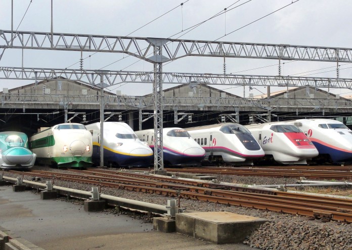 През 1989 популярните японски влакове Шинкансен се изправят пред проблем