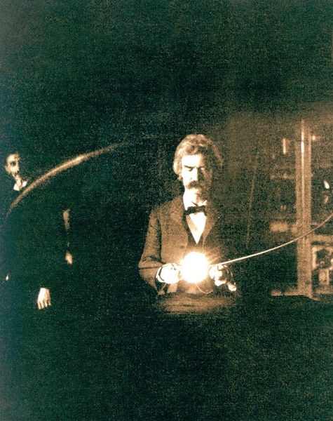  Mark_Twain_in_the_lab_of_Nikola_Tesla;_1894 