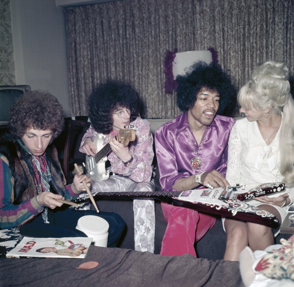  gettyimages-108304014-594x594 