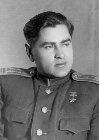  Alexey_Maresyev_1940s 