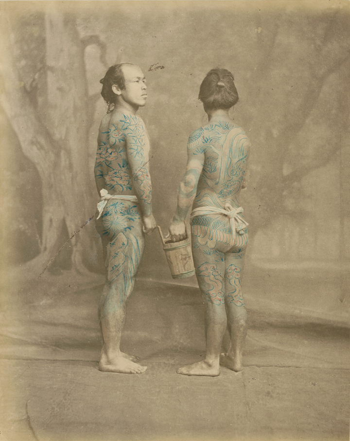 Beato,_Felice_(1834_–_1907)_-_Tattooed_japanese_men_-_ca._1870