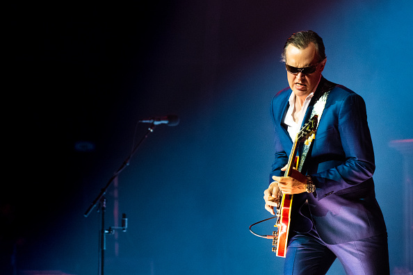  gettyimages-1138761585-594x594 