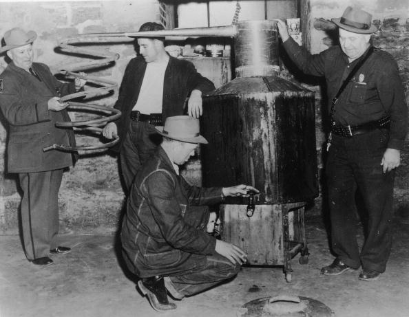  gettyimages-3323371-594x594 