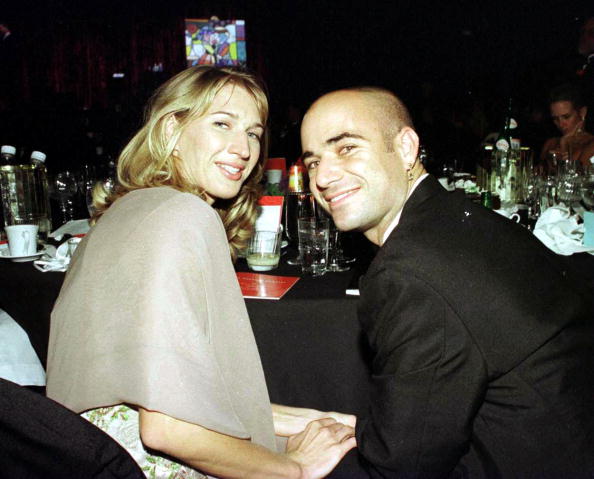  gettyimages-104889098-594x594 