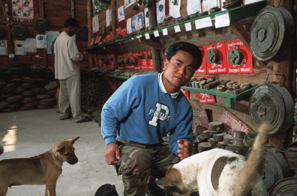  gettyimages-166776961-594x594 