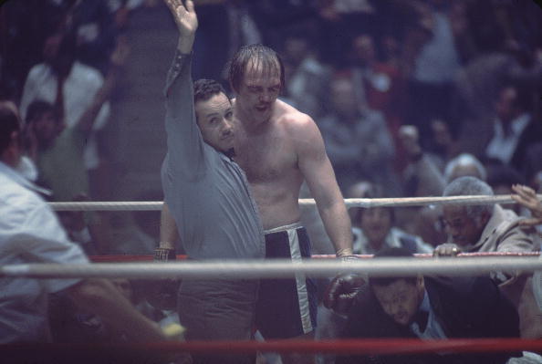  gettyimages-81376269-594x594 