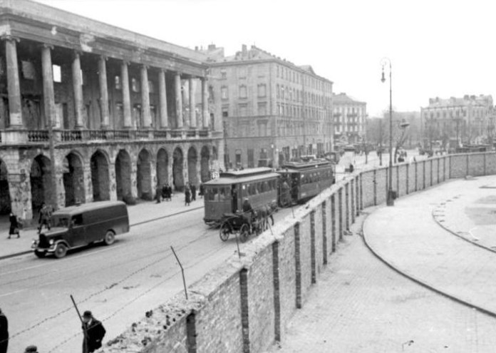 Варшавското гето е един от най-ужасявачите аспекти от кампанията на