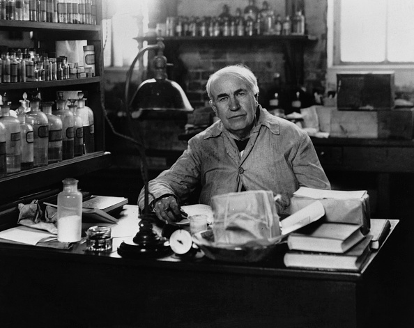  gettyimages-613465534-594x594 