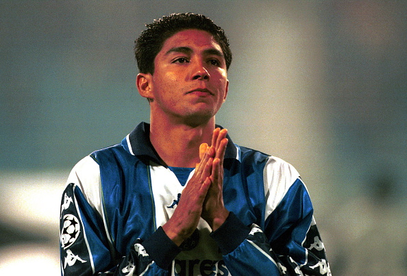  gettyimages-541816501-594x594 