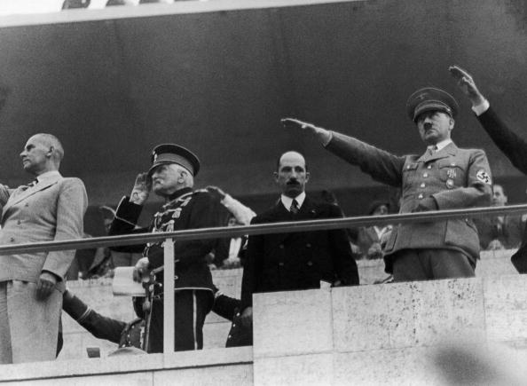  gettyimages-104420191-594x594 