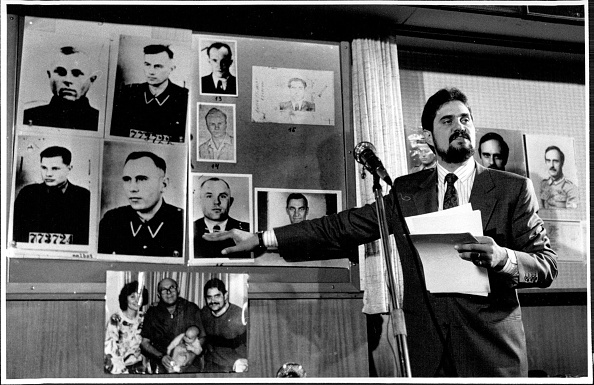  gettyimages-1081558398-594x594 