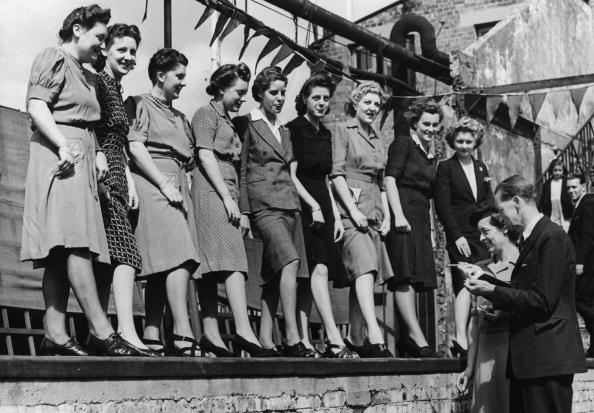  gettyimages-3326209-594x594 