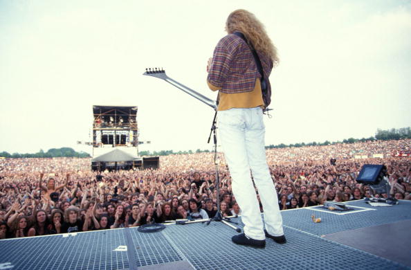  gettyimages-85358096-594x594 