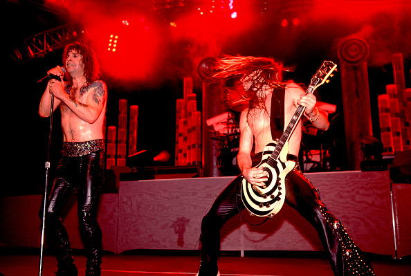  gettyimages-133616887-594x594 