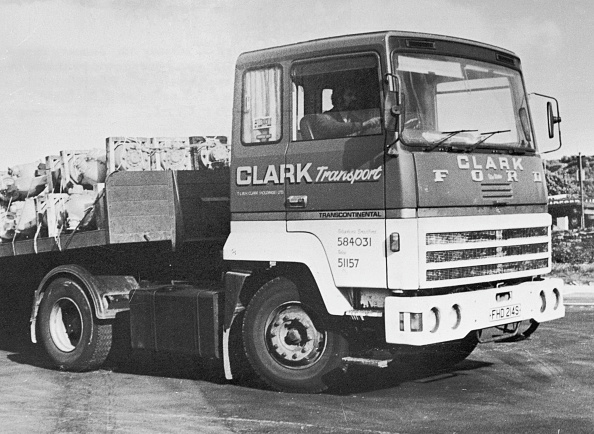  gettyimages-592349964-594x594 