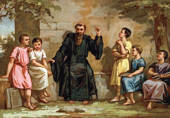  gettyimages-525517618-594x594 