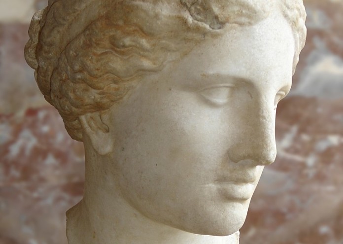 Около 330 г пр н е на един гръцки скулптор