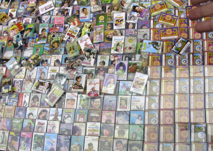  Burmese_music_casette_tapes,_Yangon,_Myanmar 